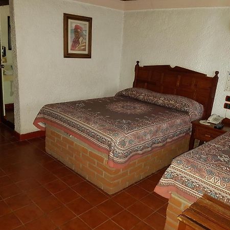 State Inn Chihuahua Buitenkant foto