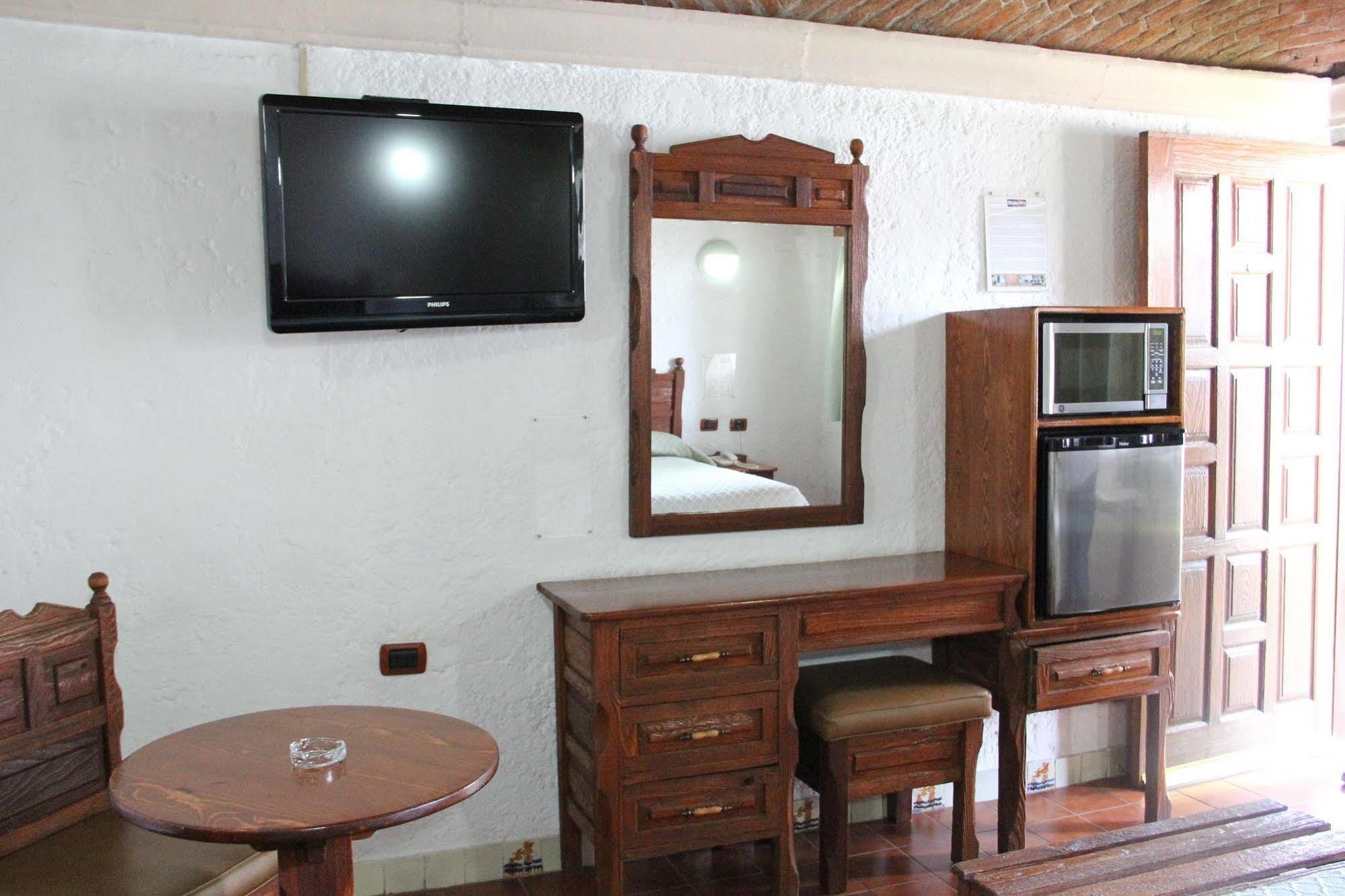 State Inn Chihuahua Buitenkant foto