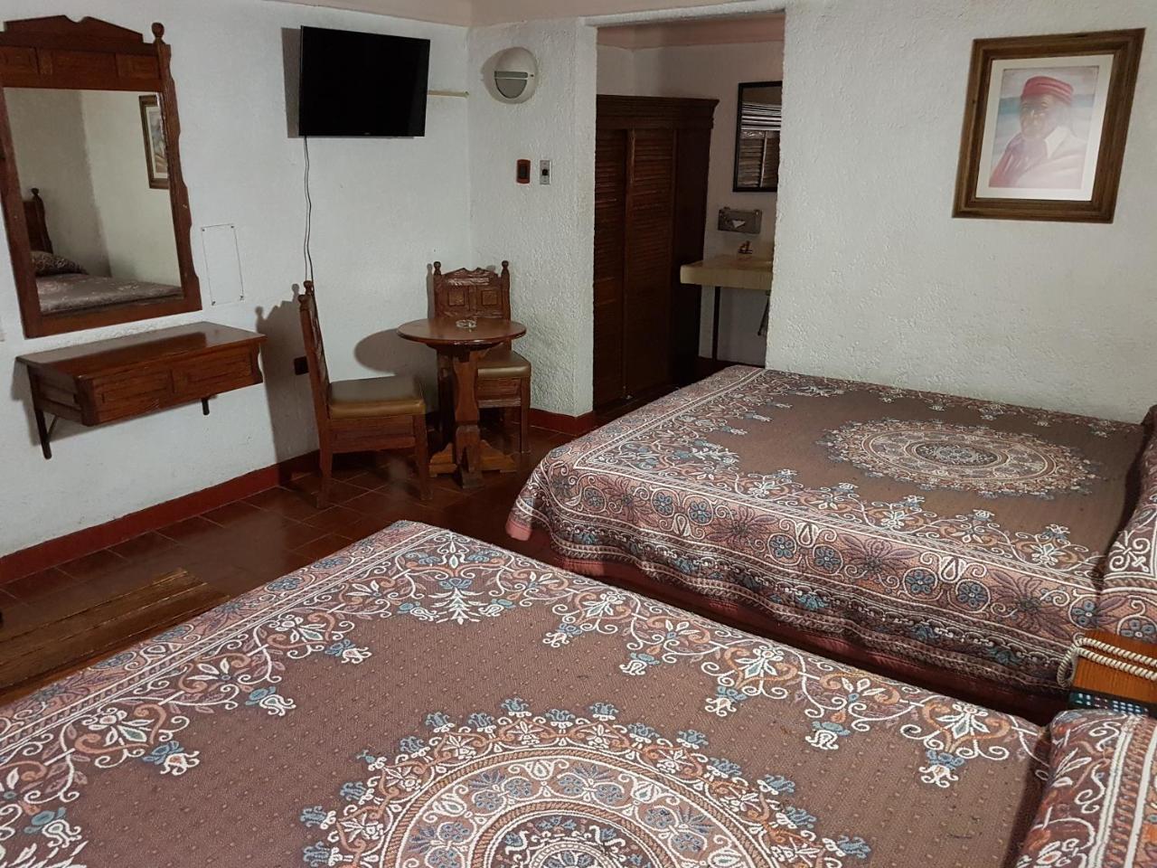 State Inn Chihuahua Buitenkant foto
