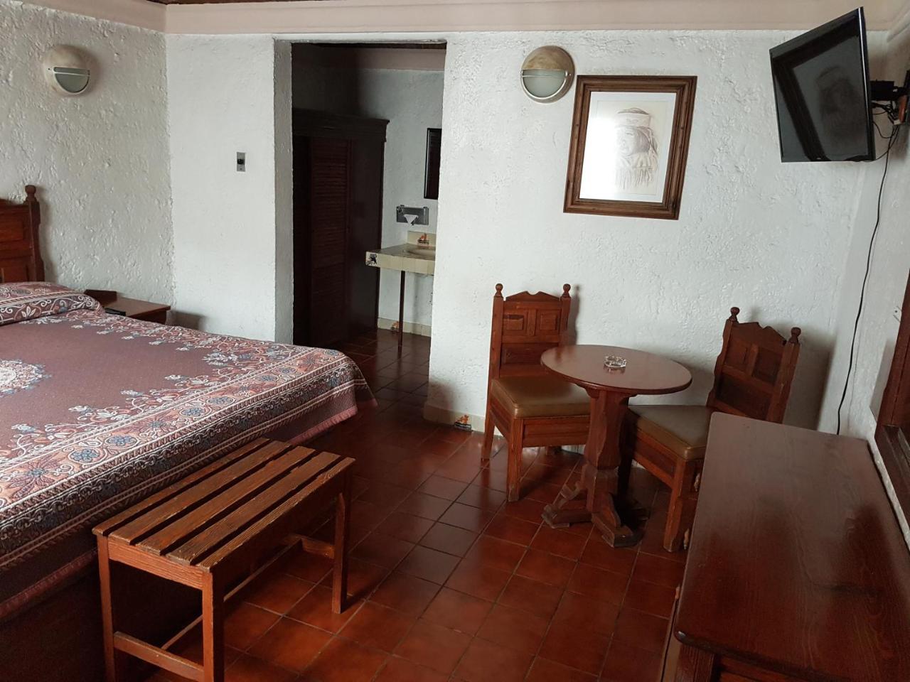 State Inn Chihuahua Buitenkant foto